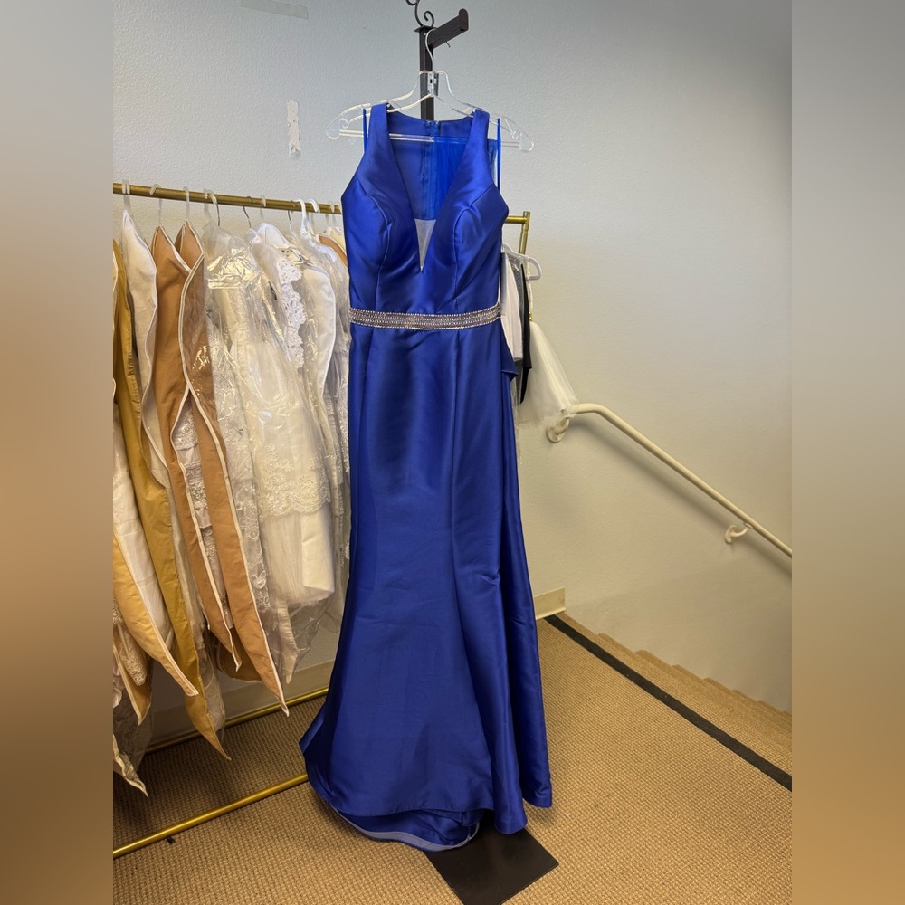 Blue Sleeveless V-Neck Gown for Prom ML401